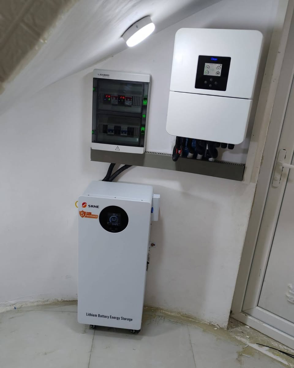 عروض ال20 امبير متوفرة الى الان سارع بالحجز !!!!
🔴اعمال #شركةسولرماجك مستمرة من شمال عراقنا العزيز وحتى جنوبه !!!!
تم بحمد الله تنصيب منظومة شمسية (20 امبير) ، في #تكريت .
تتكون المنظومة من :
✅ 10 الواح نوع #لونجي قدرة 620 واط .
✅ 1 بطارية نوع SRNY  #ليثيوم بحجم 16  كيلو واط.
✅ #انفيرتر هايبرد نوع ديا حجم 6 كيلو واط .

لِرؤيا عصرية حديثة واشراقة جديدة مغايرة لواقع البلد تقدم شركتنا خدماتها للطاقة الشمسية حاملة على عاتقها تقديم جميع الحلول المناسبة لحل أزمة الكهرباء .

انتظرونا بقادم الأيام بأعمال أكبر.

للتواصل :
***********
***********

#طاقةشمسية #طاقةمتجددة #العراق
