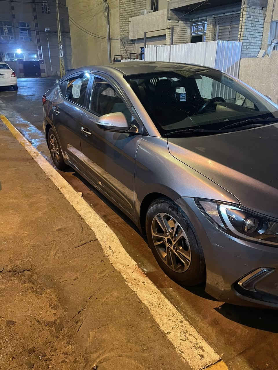 🔹 محرك 2.0 أربع سلندر
🔹 قير أوتوماتيك 6 سرعات
🔹 فئة SE
🔹 دفع أمامي – اقتصادية بالبنزين
🔹 مكينة وقير على الشرط
🔹 السيارة نظيفة وجاهزة للاستخدام اليومي
تخم تاير جديد سنويه لل ٢٩ 

✨ المواصفات:

 • شاشة + بلوتوث
 • تحكمات على المقود
 • تكييف ممتاز
ABS      
السعر ١٣٠ $ وبيه مجال 

📄 رقم الشاصي:
5NPD74LF9JH318868
 مكاني بغداد الغزاليه


**إذا كنت صاحب هذا الإعلان وتريد حذفه لأي سبب، رجاءا أرسل رسالة إلى الدعم الفني**