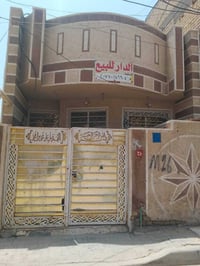 بيت للبيع • ١٠٠م • شارع صيدليه هاله وليد