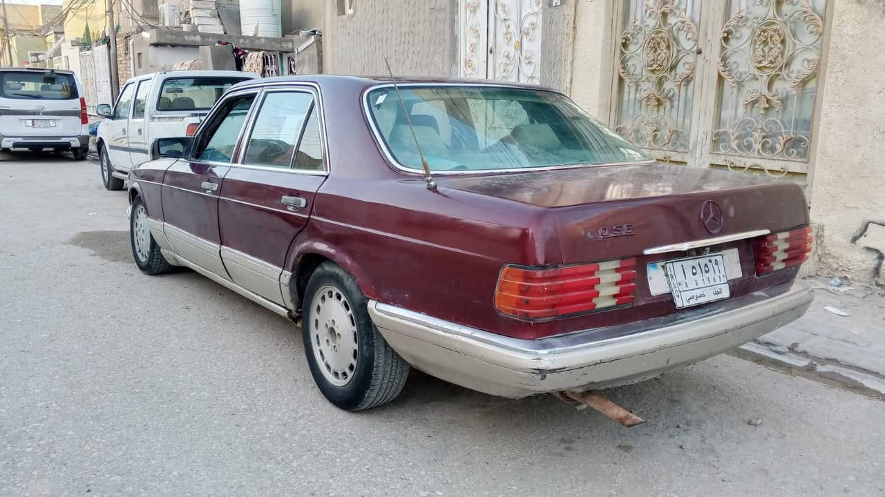 مارسدس رئاسي للبيع مديل 87 مكينة وكيرجدد فيفيتي تخم تاير جديد سنوية جديدة تحويل شوكت متريد رقم نجف سيارة عايزة بس بنيد سعر 25 وبيهة مجال مكاني النجف ***********
