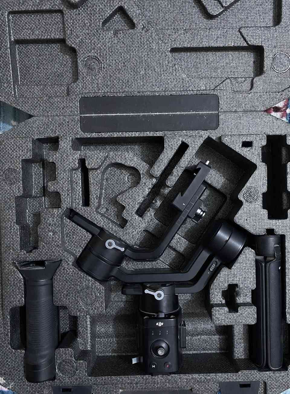 رونن dji RONIN - sc للبيع  المكان الديوانية يوجد توصيل *********** واتساب
