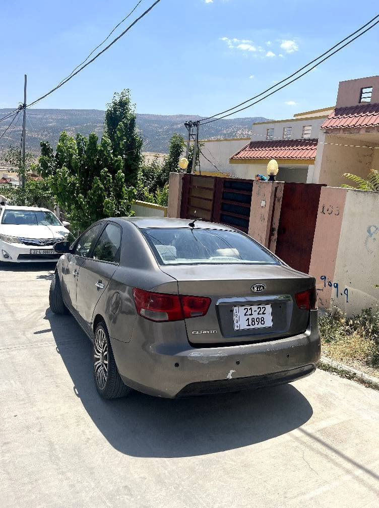 سیڕاتۆی ساغ ٢٠٠٩ گێڕ عادی چاملغی دواوەی لای سایەق لێدرانی هەیە بێ ناو گرتن گێڕ و مەکینەی بەشەرت  *********** بۆ معامەلە پەیوەندی مەکە قوفڵی ٣٦ گەڵایە رانية, السليمانية
