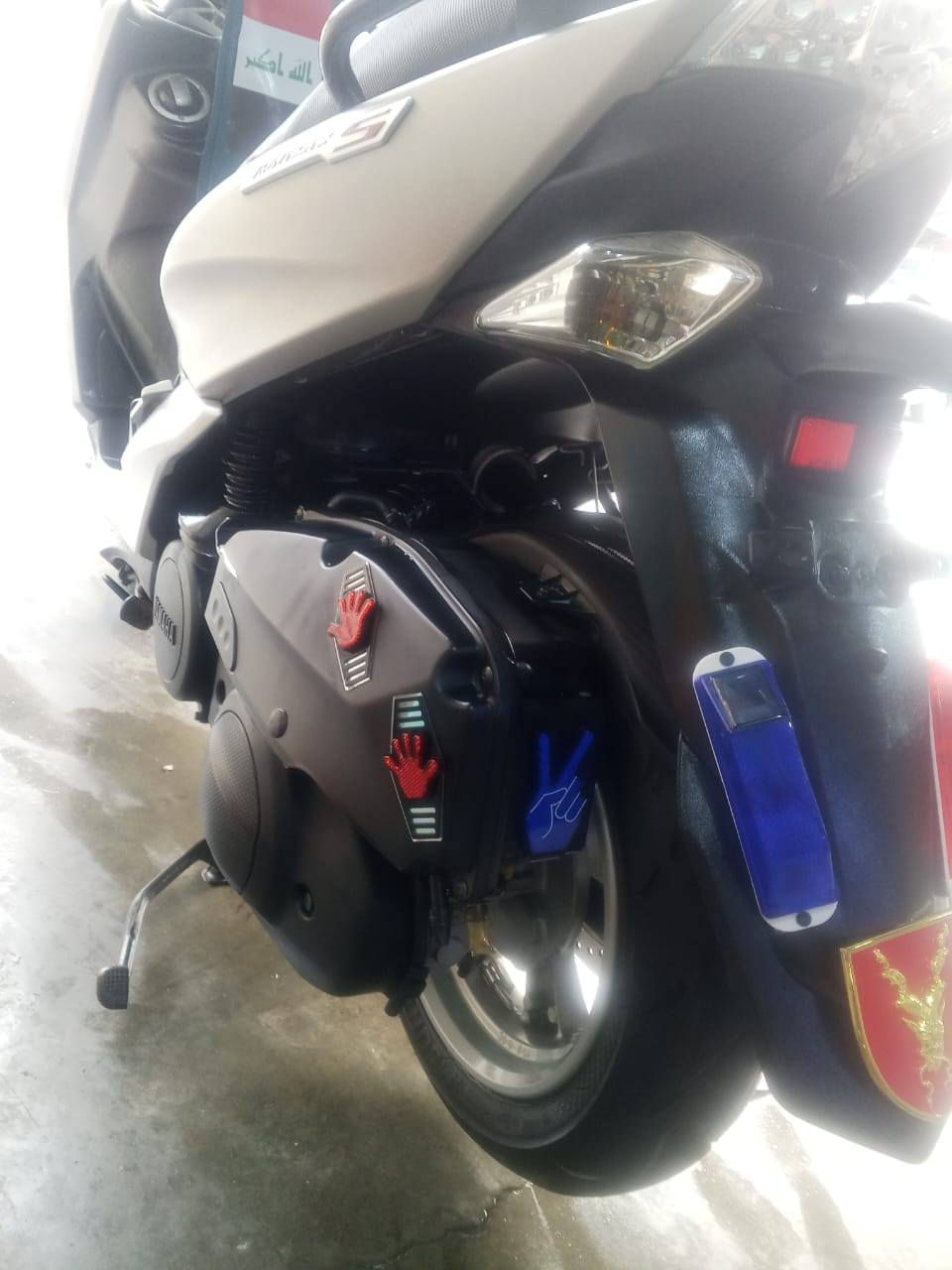 الماجسته اس محرك 155 ستان حساس دراجه مخذهه رمبه جديده صارلهه شهر مكينه كفاله كفرات كفاله ما مفتوح برغي بيهه تجي وشوف بعينك جيب الفيتر وتعال جيك امنت الله دراجه جديده فول اني شادلهه جنطه لي وره وحساسات ليليه مخليلهه يعني بليل تمشي ممن  تواصل واتساب او تصال عادي *********** ورايتهه 16$ ورقه وبيهه مجال حك جيه واني بخدمتكم حبايب بغداد بل دوره  اضافة دبل اشاره وضوه بجنطه الوره
