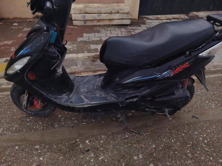 للبيع كامكو جيتي ار مصورها على وصخ دراجه كهربائيات هندر كلشي شغال تجي وتشوف بعينك شراي خاص عجبني سعرك بايع تكسر مارد عليك رقمي للتواصل ***********
