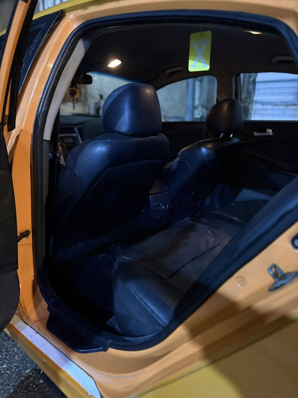 كفاله كص ونقل جثه وعيب شرعي
سوناتا 2011وارد كوري مكينه 2000دوش بانزين 
سياره جاهزه حداده تبريد نقصه بس باور يطلع صوت بس واذان الكير تعبانه والباقي شوف العين 

رقم بصره راعيه الشرعي موجود يريد تحويل اخذك كبل احطك بيده مصفره هيئه وغرامات وخط وبحث وكلشي مامطلوب 
العنوان بصره 
السعر 65وبيه مجال قليل 
رقمي***********
