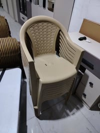 ٨ كراسي • ما مستعمل • داره كوناره