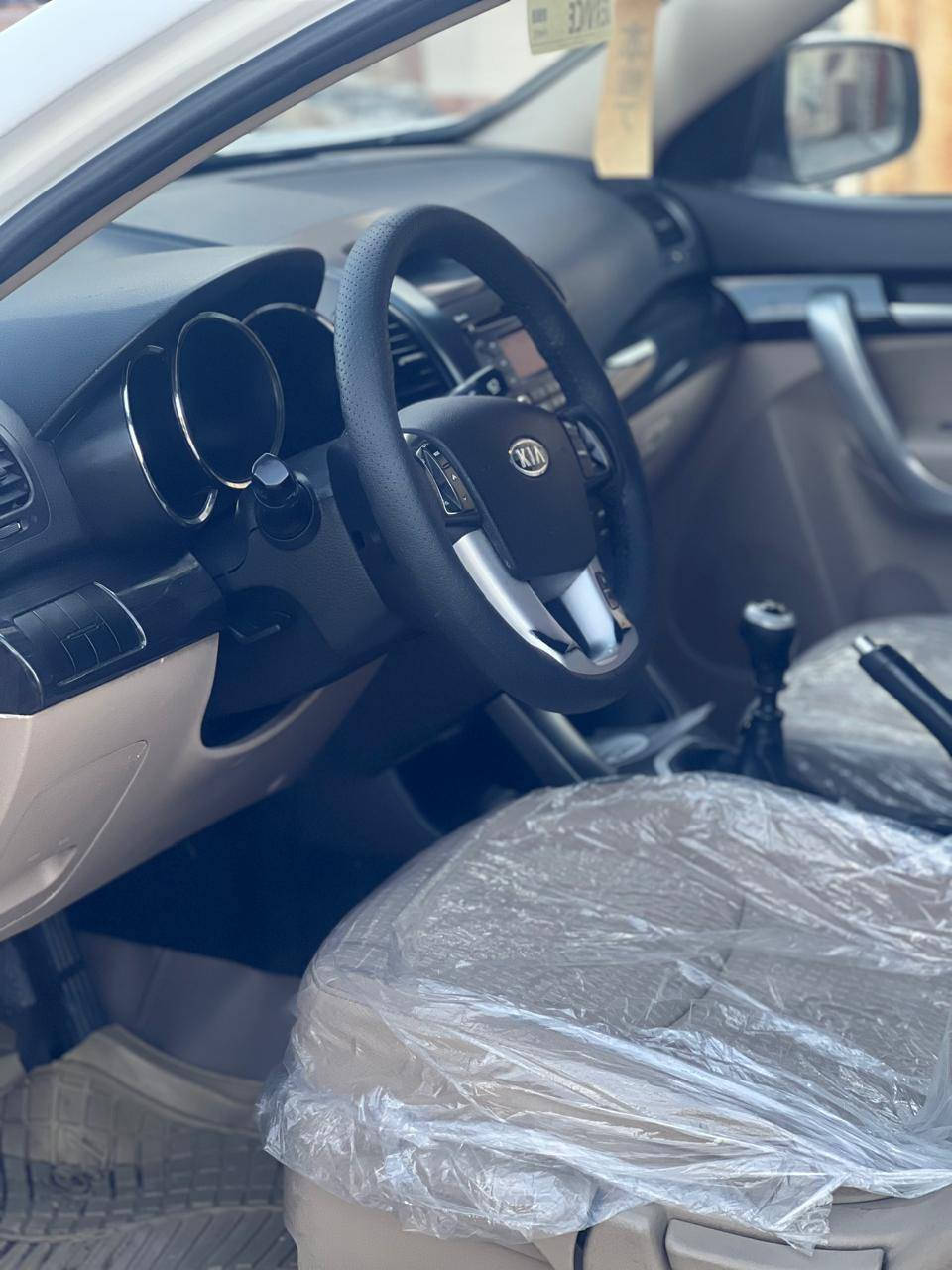 السلام عليكم للبيع سورنتو موديل ٢٠١٢خليجي ٤دوش كير عادي ٦نمر بدون صبغ ماعده جاملغ تبديل شريكه طخم تايرت جديد ٧راكب كير ومحرك بشرط رقم أربيل جديد بسمي شرط التحويل سياره مال بيت جديده حيل نضيفه جاهزه من كلشي السعر ١٤٠وبي مجال بسيط رقم موبايل ***********كوراك ***********اسيا
