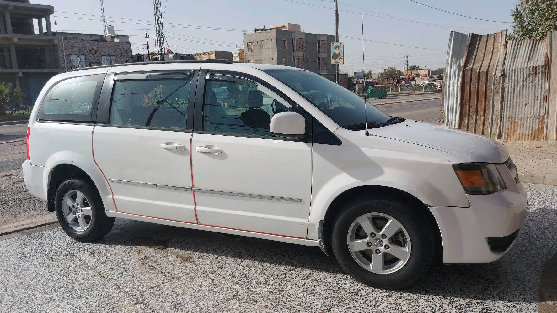 دودج كرفان كندي 2010محرك 3800 رقم انكليزي بغداد سنوية 2029 مصبوغة حزام بدون دواخل جام كهرباء ابواب كهرباء كشن السائق كهربائي كشنات بلع منفصل منظومة غاز 80 لتر تخم تاير باتري جديد للتواصل *********** ابو محمد مكاني العمارة