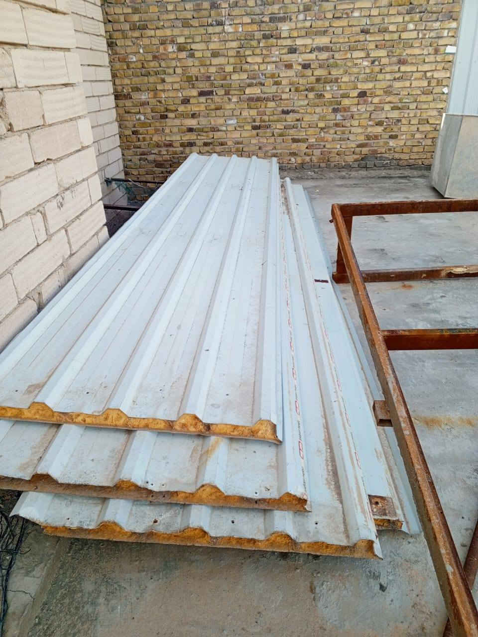 السلام عليكم
للبيع سندويج 4 متر عدد4
و 3 متر عدد 1
مع فريم بوري شخاطة 
النجف حي العدالة للأتصال *********** النجف, العراق
