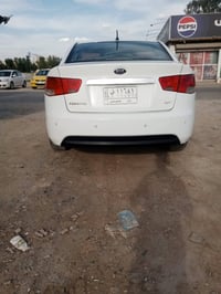 سياره سيراتو  بسمي تحويل ثاني يوم للبيع موديل ١٠ بيه ٣ قطع بيبان وجامل...