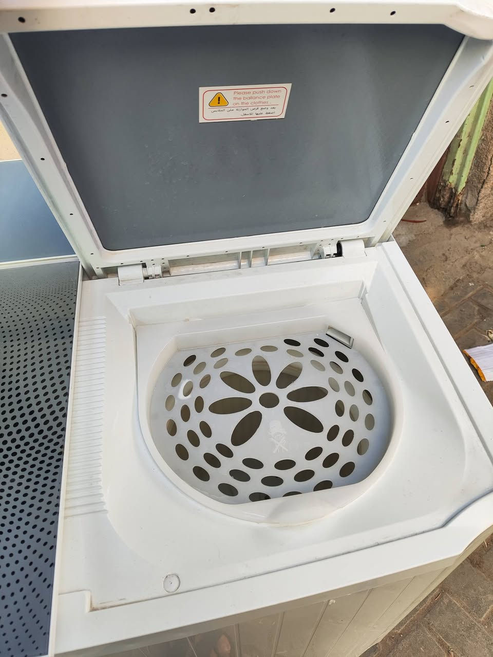 للبيع استخدام قليل نضيفه جدآ سعرهه ١٢٥


**إذا كنت صاحب هذا الإعلان وتريد حذفه لأي سبب، رجاءا أرسل رسالة إلى الدعم الفني**