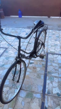 بايسكل البيع حجم 26لون اسود سعره 100وبي مجال مكاني حي جهاد رفاق الاستف...