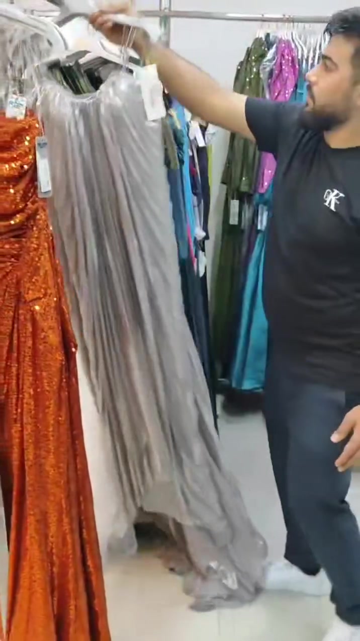 شروة فساتين سهرة العدد 150              السعر حرق🔥
https://t.me/fudydy/55814?single

مجموعة الشروات النسائية على الواتس اب 👇
https://chat.whatsapp.com/HzKTGoJG53i0ehlUbWREFP


**إذا كنت صاحب هذا الإعلان وتريد حذفه لأي سبب، رجاءا أرسل رسالة إلى الدعم الفني**