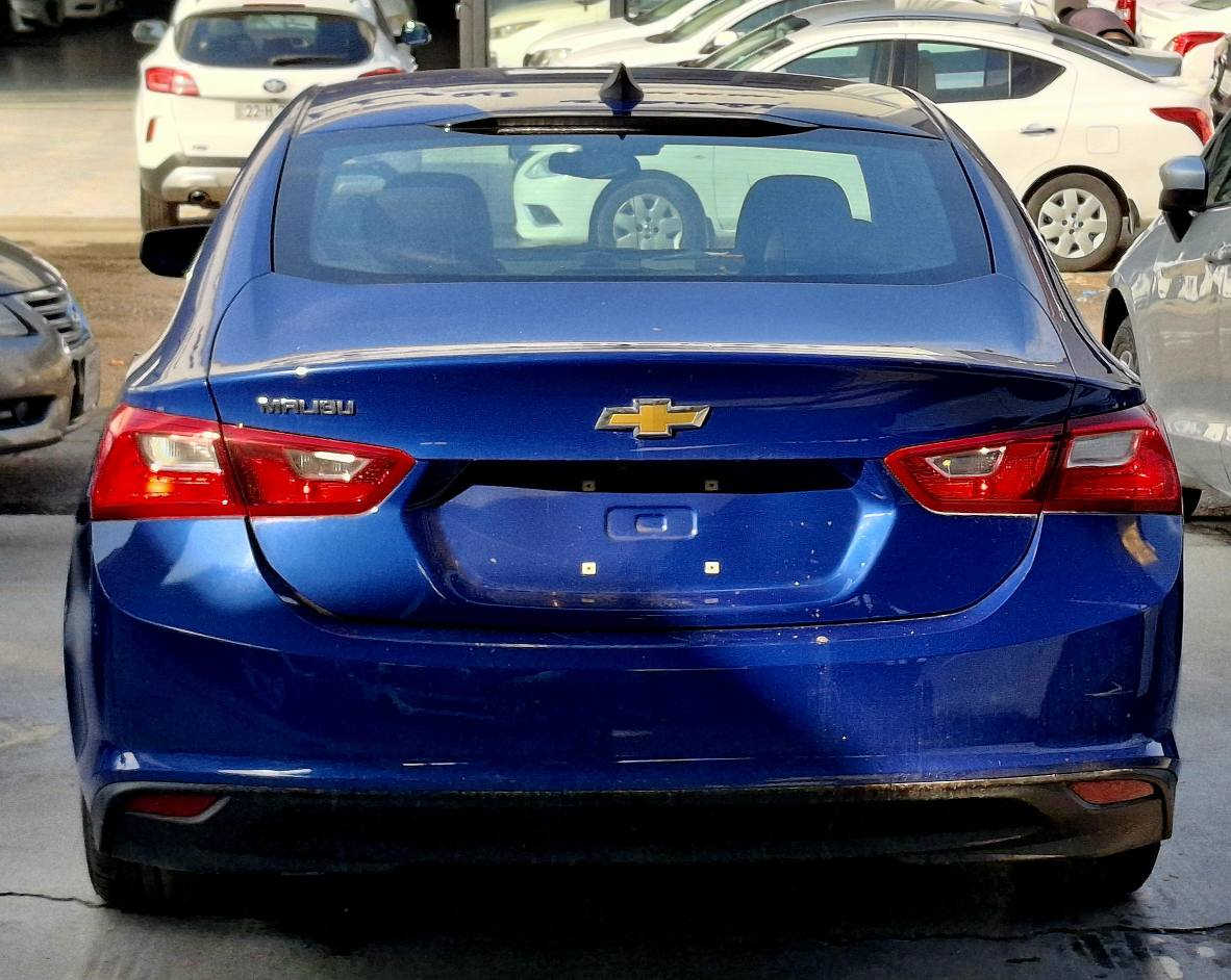 سلام علیکم 
شوفرليت ماليبو موديل : 2023 :
سعر : [ 119 ] 💰 یخلص
سیارە بیها باب مبدل بلادی نفسل لون نوس باب خلفی سبوغ بدون دواخل  ✅
سیارە بدون؟دواخل بدون ارباک 
سیارە بدون رقم 
بجم -وارە کبس💯
المواصفات ⬇
بصمة ابـــواب
بصمة تشـــغيل
تشغيل عن بعد 
شـــاشـــة ايباد لمـــس
هـــانـــد بـــريـــك بصمة
رادار امامي 
رادار خلفي
نظام (𝐄𝐂𝐎)
نظام (𝐒𝐏𝐎𝐑𝐓)
تحكمات استيرن
عـــنـــوان📍اربـــيـــل داخل معارض
*********** واتساب فایبر
*********** کورک فقط أربيل, العراق
