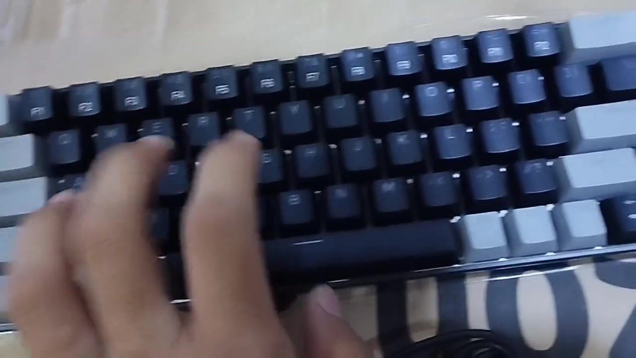 كيبورت ميكانيكي 🔥🔥🔥


**إذا كنت صاحب هذا الإعلان وتريد حذفه لأي سبب، رجاءا أرسل رسالة إلى الدعم الفني**