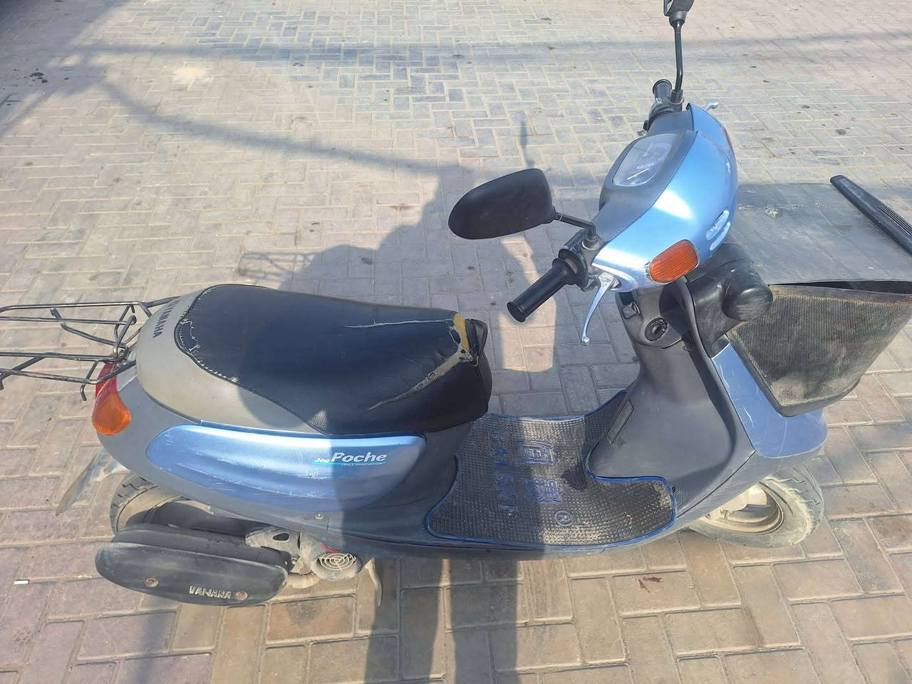 منغولي نضيفه للبيع مجفته مره وحده شغاله كلشي شغال
سلف شغال هورن شغال اشاير كلوب امامي خلفي شغال شلعه معدل 
محرك ناعم   شاصي مكفول
سعر 550وبيهاا مجال  مكاني كربلاء
رقم الهاتف ***********
