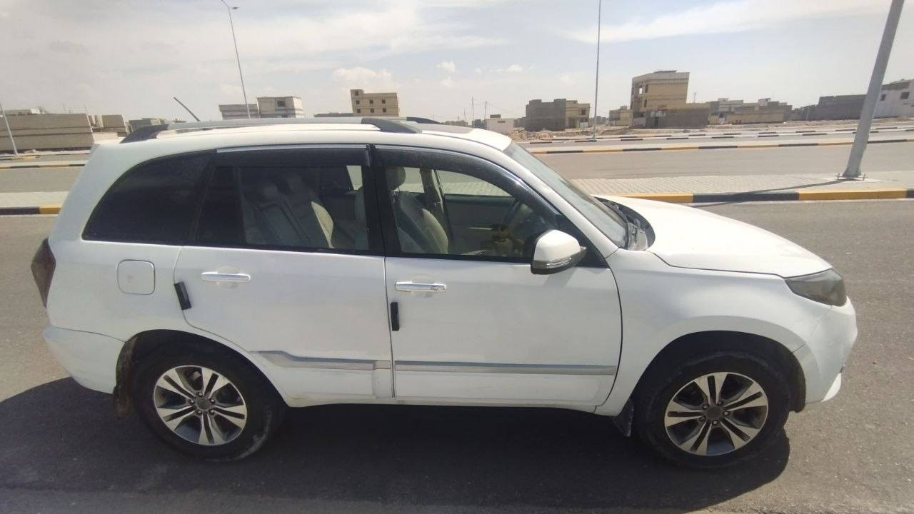 سلام عليكم
للبيع شيري تيگو3 موديل 2018 فول مواصفات  رقم بصرة تحويل مباشر  (ماشية 104 الف كيلو ) السيارة  بيها ضربة جاملغ جهة السائق ومصلح تبديل جاملغ وبنيد وبيه مكانات صبغ  //مكان السيارة البصرة ياسين خريبط سعرها (٧٥$ورقة) وبيها مجال بسيط للاستفسار اكثر الاتصال بالرقم ***********
