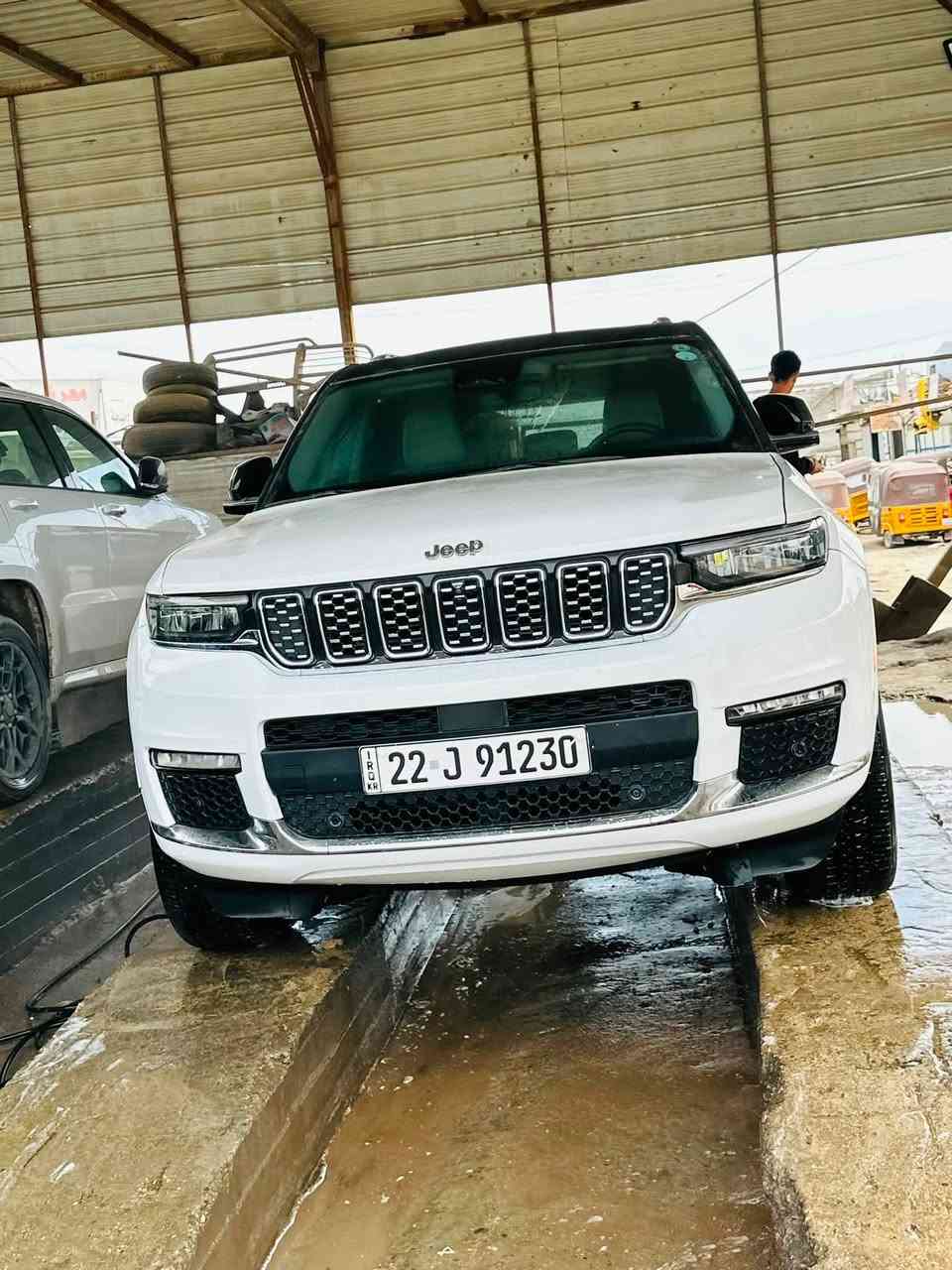 بسب الوعود الكاذبه 
جيب سومت موديل 22
ماداعي اشرع مو اصفات 
السموت معروفه تفاصيل ***********
سياره بسمي تحويل ثاني يوم
