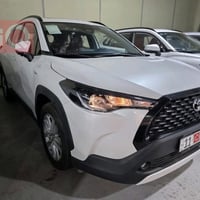 كورولا كروس • ٢٠٢٥ • بدون صبغ