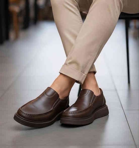 ⁨ ⁨ صنع في العراق 🇮🇶 
 جلد طبيعي من داخل والخارج جلد طبيعي 
⭕ السعر 70,000 الف مع توصيل 
*********** :📞
📍:خانقين مقابل مركز شرطة خانقين
