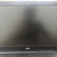 i5 الجيل الثامن • SSD ٢٥٦ • قطع غيار