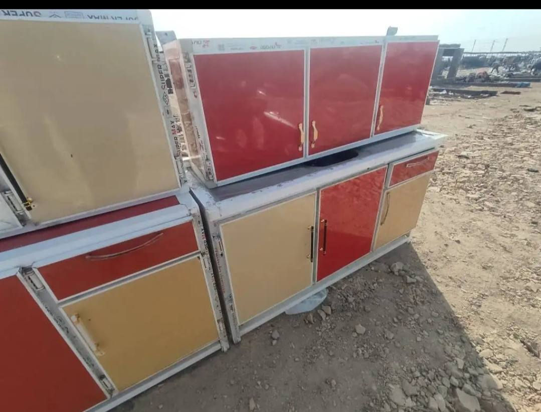 كاونتر للبيع تركي
4 قطع نظيف تزگام الشراي يتصل على الرقم ***********
