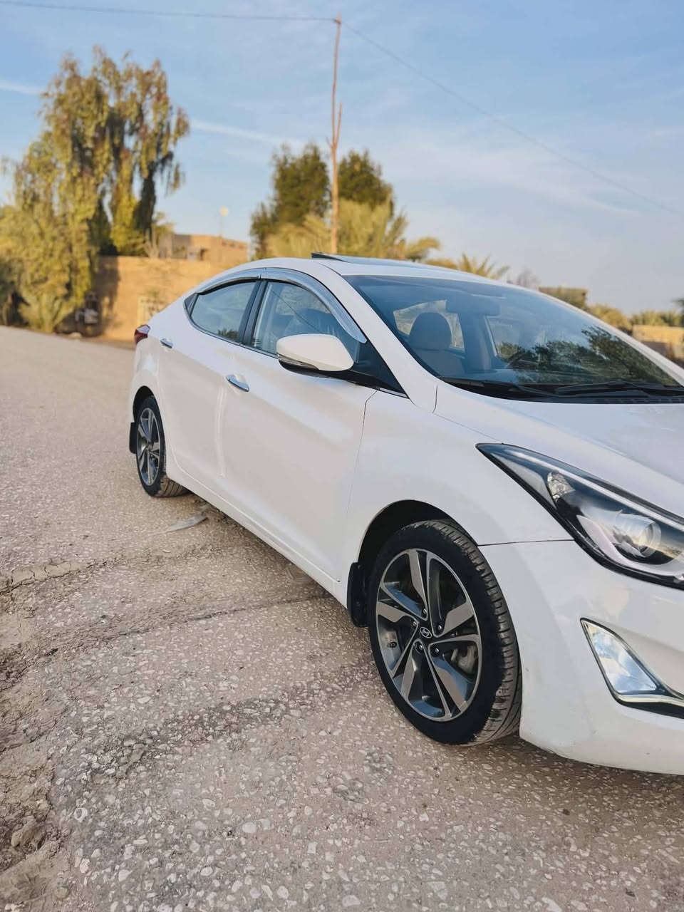 السلام عليكم النترا 2014فول موصفات اللاخير1/1 الموصفات
GLS
فتحه سلايت 
بصمه تشغيل 
بصمه ابواب 
تبريد قطعتين
جنطه بصمه
كشنات كهرباء
اشار بالمري
مري شفط
3 وضعيات قياده 
لد زنون
شاشه جبير
نظام sport
قياده ذاتيه
بصمه ابواب
محرك1800
 اشاره ترحيب
ويل كب 17فراشه
نظام UBS
4دسكات
يدات نيكل
السياره رقم اربيل تريد وكاله تريد تحويل بيه 
صبغ جاملغ خلفي فقط باقي كفاله مكاني بابل 
رقم هاتف ***********
