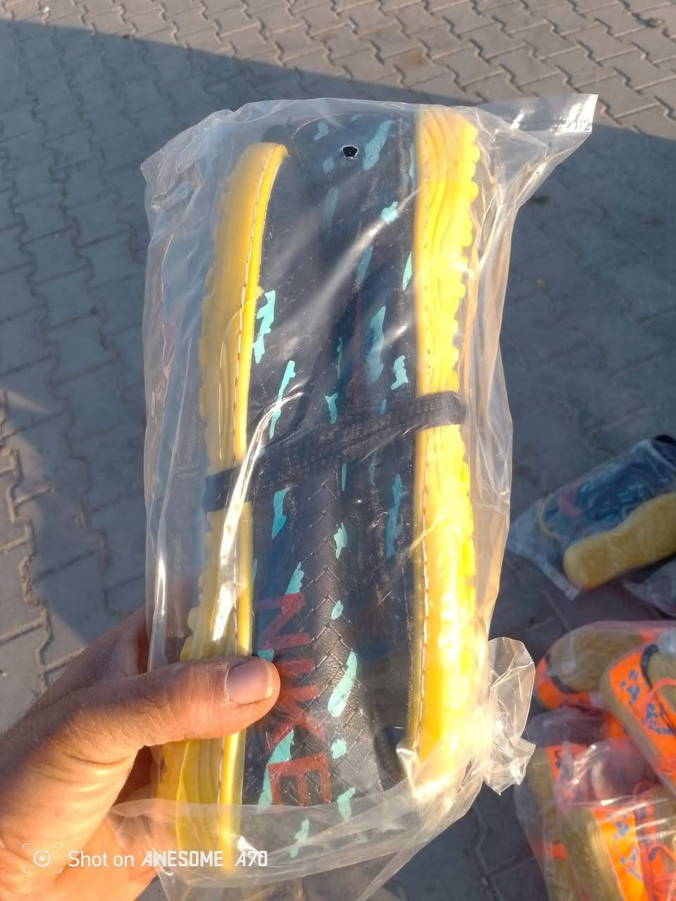 بجايم شبابي رجالي كافه القياسات ب٣ لف حذاء رياضي ب ٣ لف عنوانه حي شرطه مقابل طاقه ***********
