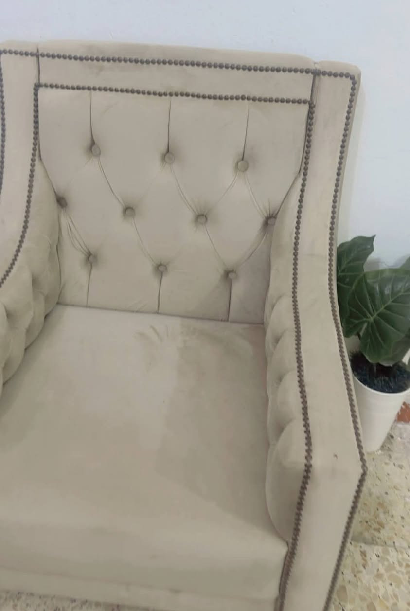 للبيع تخم ايراني عشر مقاعد قفل ٣٥٠
للبيع تخم تركي ٨مقاعد قفل ٣٢٥


**إذا كنت صاحب هذا الإعلان وتريد حذفه لأي سبب، رجاءا أرسل رسالة إلى الدعم الفني**