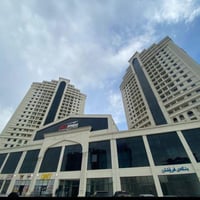 المربع الذهبي • ٨٥م • مؤثثة بالكامل