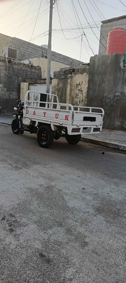 ستوته دايون اوراق موديل 13 اصولي اكسن لطش قطعه وحده محرك جديد تواير جدد كهربائيات جدد ستوته انضف من صوره سعرها مليون واربع ميه 1400 وبيه مجال حك الجيه عنوان بصره حيانيه رقم الهاتف *********** البصرة, العراق
