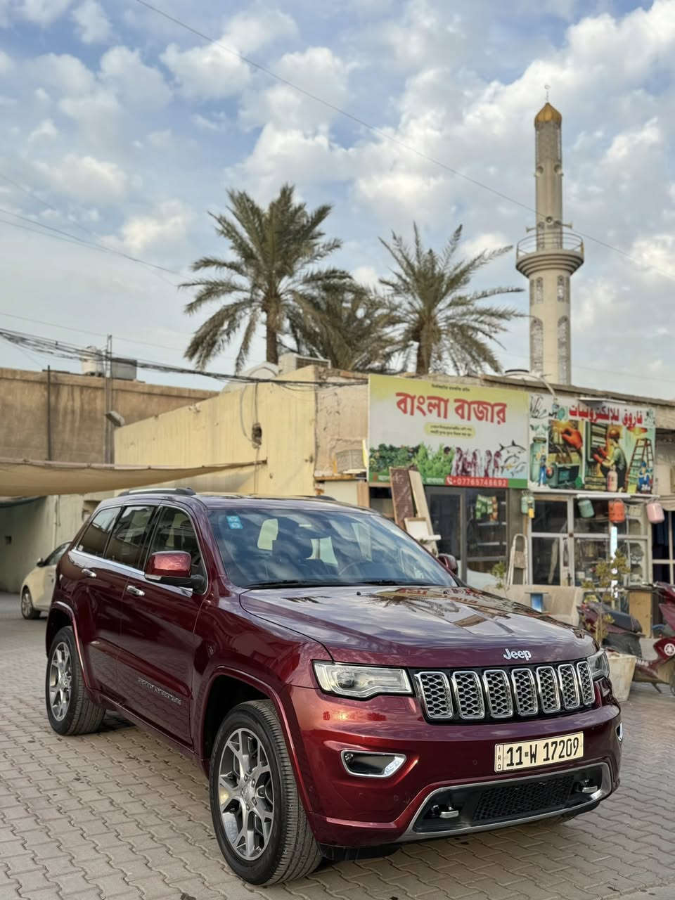 جيب (خليجي)2019 آوفر لاند  (وكاله ليث العبيدي )
ماشيه 75 كيلو 
مكفوله صبغ وتبديل عدا بارد كلش صغير باب خلفيه
السياره جاهزه بدون اي نقص من جميع النواحي
فول فول مواصفات جكات فورويل بانروما 
محرك 6 سلندر 3600 مكفول دفع رباعي 4.4  
٣ شاشات 
بصمه + تشغيل عن بعد
كروز تثبيت سرعه
صندوق كهرباء
بنوراما
جكات تصعد وتنزل
ماوس وضعيات قيادة
داخل جوزي اصلي
ستيرن كهرباء + تدفئه
كشنات جلد تدفئه وتبريد
خزن وضعيه كشنات ميموري
دمام خلفي
كامرة دوارة 360 درجة
حساسات امامي خلفي 
لد امامي خلفي 
اضاءه ترحيب  
دشبول خياط طبيعي 
اوتو ستارت 
حساس امامي وخلفي
رادار جانبي وخلفي وامامي 
مري شفط + اشاير بلمري مع القفل وعاكس ضوء + هيترات مري+نقاط عمياء 
اضاءه ترحيب 
وبعد هواي مواصفات 
مكان السياره بغداد المنصور
***********
