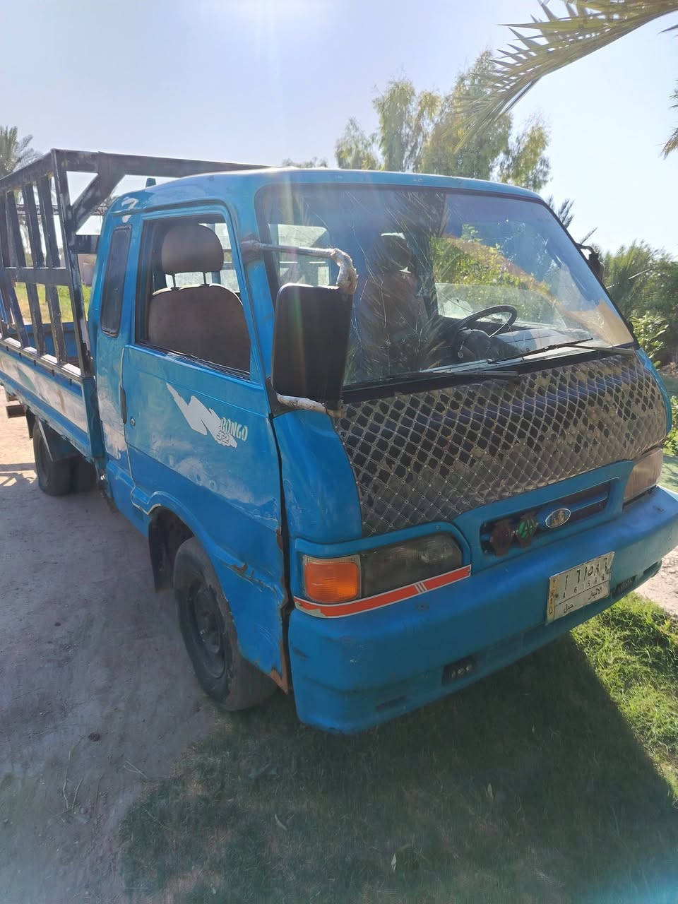 بنكوبلاديه  موديل ٩٦ طويله رقم انبار محرك كير اكسن  باور نضيفات كلش سدر وتايرات نص عمرهن السعر ٣٨ بيها مجال بصيط 
ملاحضه.. السيارة متومه بيها ارقام وسنويه وبليته ورقم شاصي كله اصولي  ومستمسكات صاحبها ***********
كورك ***********
