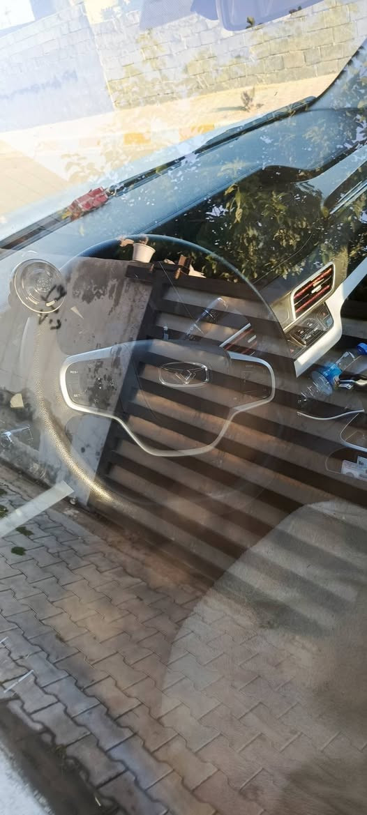 سياره كايىx3 للبيع مستعجل مكينه 1500وكير كهرباێيات شرط موديل 2024 سنويه لغاية 2030 كوبون بنزين موجد ايضا السعر 135 ورقه وبي مجال ***********

