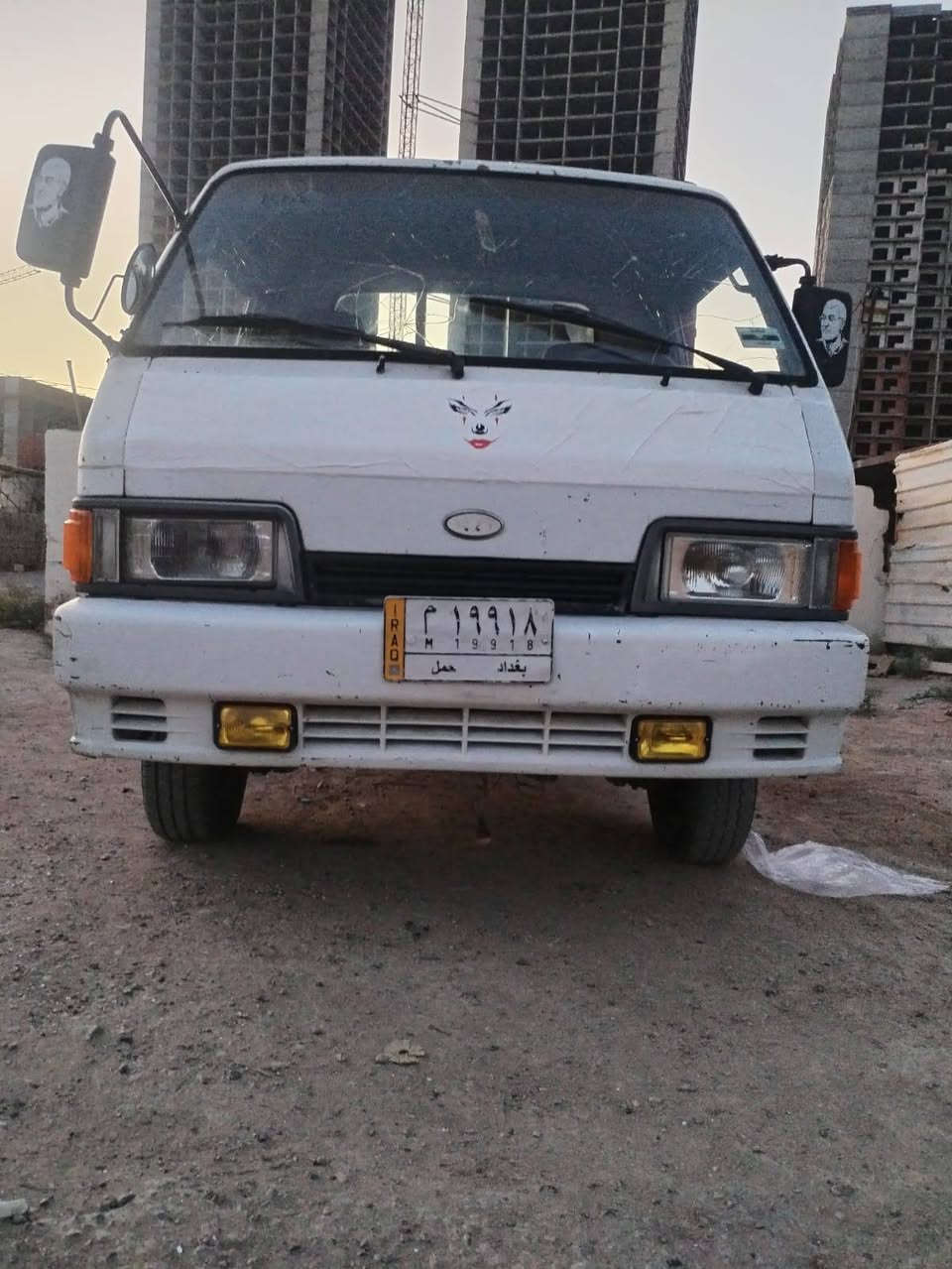 سلام عليكم كيا بنكو موديل ٩٤ رقم بغداد سنويه ساقطه من العشرين تاخذ انته صافي وشرط تحويل عقد مروري سيارة جاهزه وخير من الله من كير محرك اكسل كله مكفول شاصي ورقم شاصي بلاد كهربائيات كله شغاله كيجات كله شغاله دوشمه جديده بور ستيرن شغال تخم تاير حداديه سياره قماره بلاديه البدي مصبوغ لجماليه فقط    السعر ٤٧ وبيه مجال شي بسيط مكاني بغداد 
*********** شرط تحويل بياع شراي لا يتصل عليه وكاله ماكو تحويل فقط
