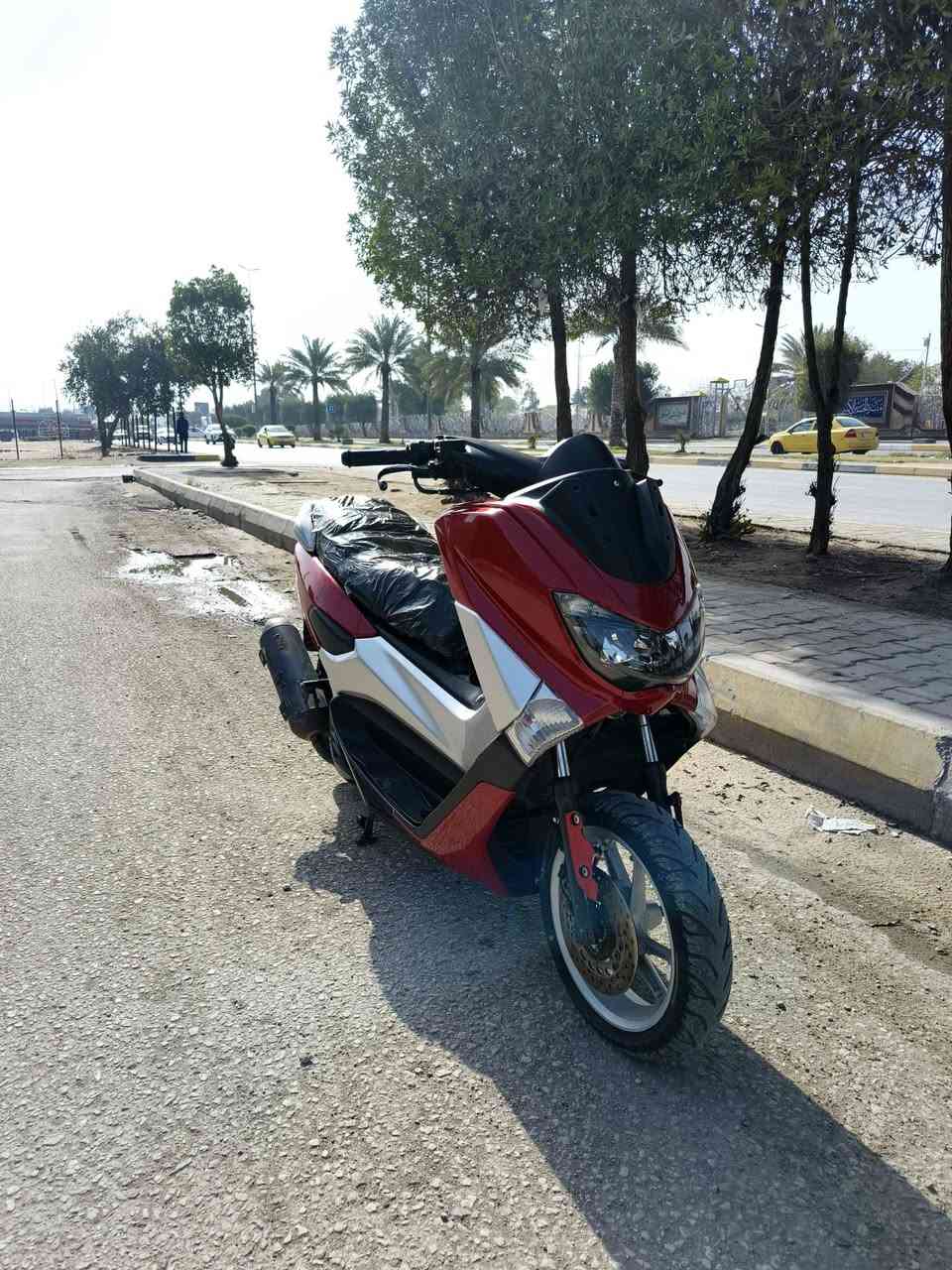 سلام عليكم
ان ماكس 2019 
كلشي شغال بيهة مكينة خير من الله 
مكاني كربلاء 
السعر مليون وربع (1250) 
***********
