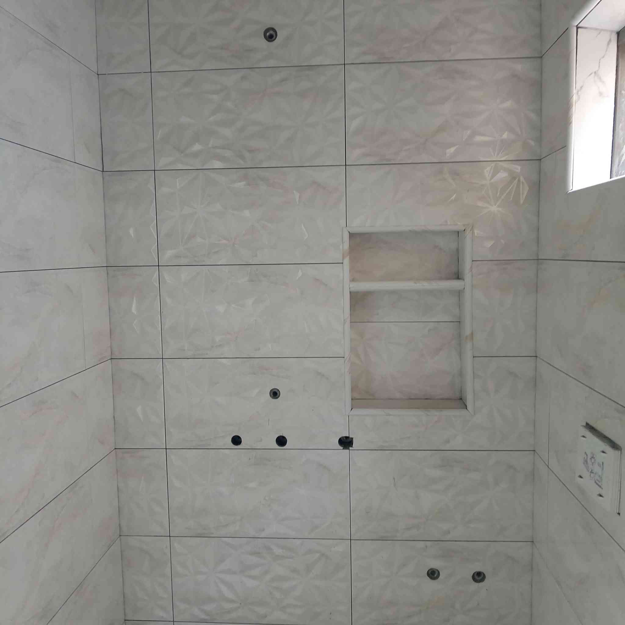 خلفه سيراميك جدار ارضيه شقل درجه اولى مكاني تكريت *********** متفرغ
