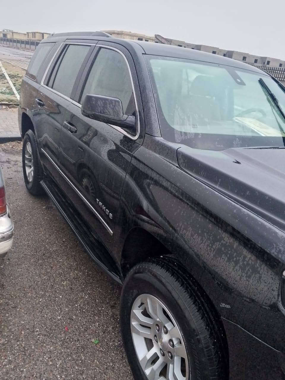 السلام عليكم
تاهو اسود موديل 19 رقم بغداد  باسمي كفاله عامه 

مكان السيارة بصرة 

رقم دولي 

محرك وكير بلاد 

8 سلندر ماشيه 13الف سعر 390

تبريد وتدفئة 3 قطع 

تحكم ستيرن 

تحكم سرعة 

كشنات جلد 

تايرات جديدة 

ويل كب جدا نظيفه 

منظومة لايتات ممتازه قبل يوم شاده 

شاشه لمس 

حساسات سرعة 

رادار سرعة 

جنطه شفط 

سيارة جاهزة 

للاستفسار الاتصال على الرقم 

***********
