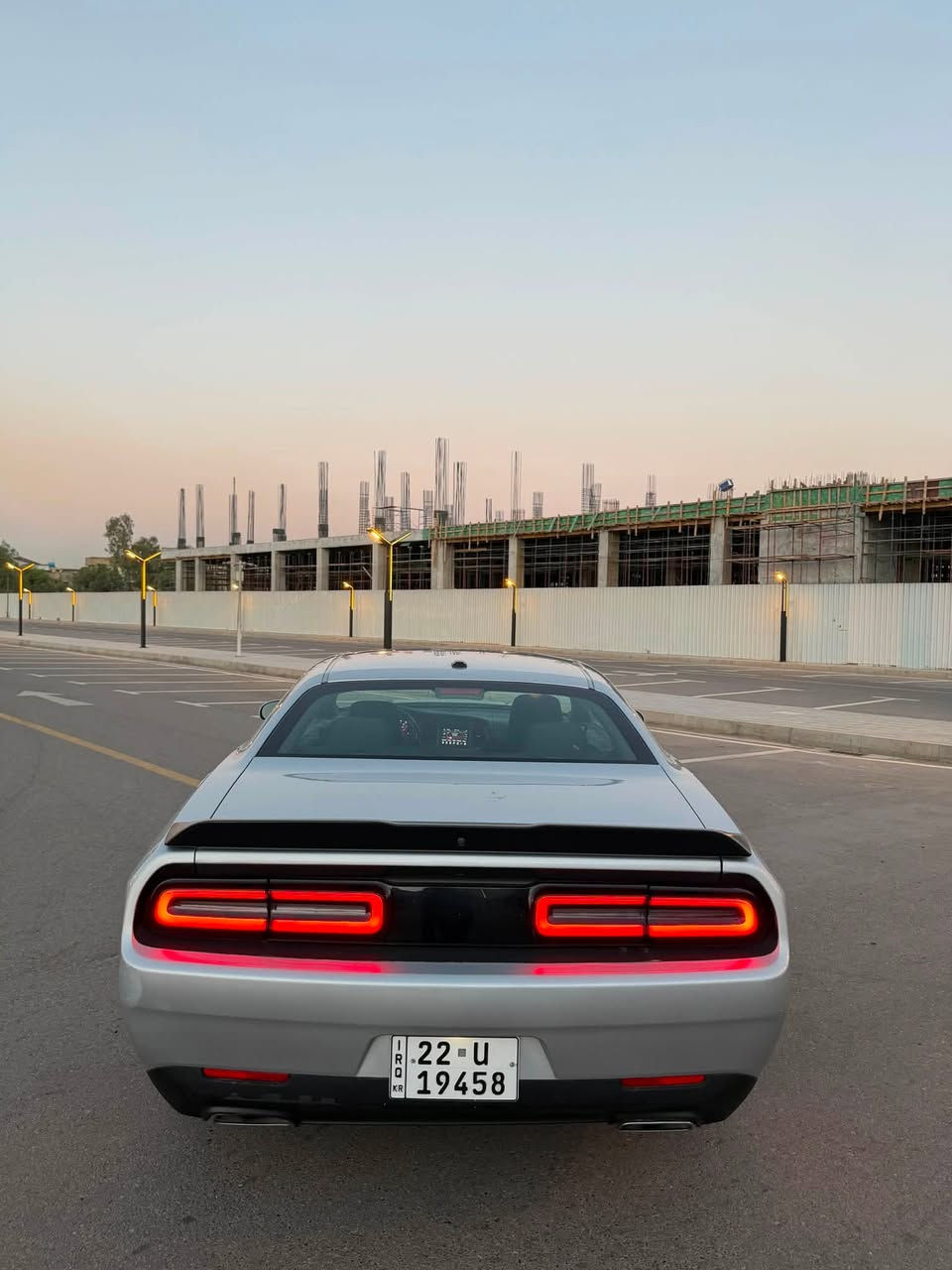 للبيع او المراوس جالنجر sxt فتحة 6 سلندر 
Dodge Challenger 2023 SXT last call 

رقم اربيل بأسمي وتحويل ثاني يوم 
السيارة بدون صبغ بدون لغود بدون شاصي فقط بارد وصبغ بالجاملغ وصورة السونار مرفقة 

ماشية 21 ألف مايل 
( تو ويل المرغوب ) 
استخدام مرتب والسيارة بحالة جداً نظيفة ، استخدام شخصي قليل لا تفحيط ولا هسوالف  
 
 
• محرك V6  تو ويل 
• فتحة سقف 
• كشنات ابو حضن 
•كشن كهرباء 
•مثبت سرعة
• سماعات AlPINE 
• شاشة  android Auto + CarPlay
• بصمة ابواب وتشغيل
• كاميرا خلفية
• تدفئة مقاعد
• تدفئة ستيرن
•تحكمات ستيرن
(( الخ …  ومواصفات الـ sxt معروفة ))
● كلشي بيها بلادي تماماً وانطيك ظمان بكل شي بعدها بريحة الوكالة 
((( السيارة حادثها قطعة فقط جاملغ وصور حادث بالمنشور )))
  مكاني بغداد المنصور
السيارة رايدها بـ 208 وبيها مجال للشراي 
 للتواصل واتساب  
 ***********
