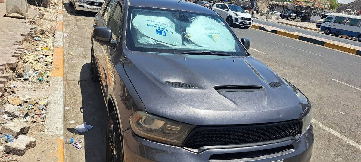 دوج دورنكو 2017   محدثة   مكينه 3600 كير ماوس  داخل عسلي  فول مواصفات ماعدة الفتحة السقف   وارد امريكي حادثهة. بسيط رقم سليمانية بسمي  مكانهة بغداد مدينه صدر ق 19.    ***********  غير متواجد في الفيس  سعر 200ورقة
