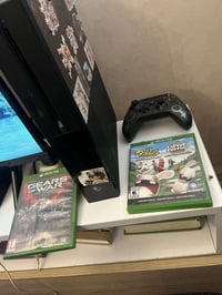 اكس بوكس وان للبيع ويا جوستك وهاي الثلاث العاب وبي اشتراك كيم باس وفور...