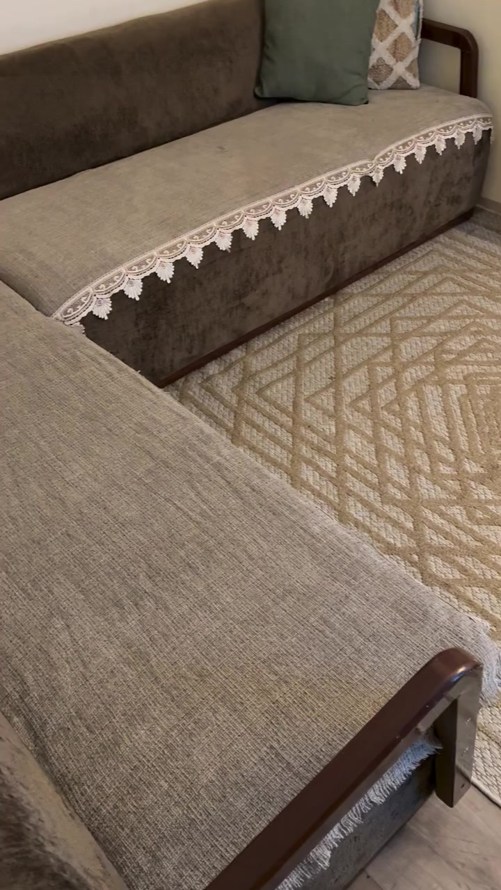 موكيت بوهيمي شكل الخوص للبيع قياس ٢*٣ب٤٠ بي مجال


**إذا كنت صاحب هذا الإعلان وتريد حذفه لأي سبب، رجاءا أرسل رسالة إلى الدعم الفني**