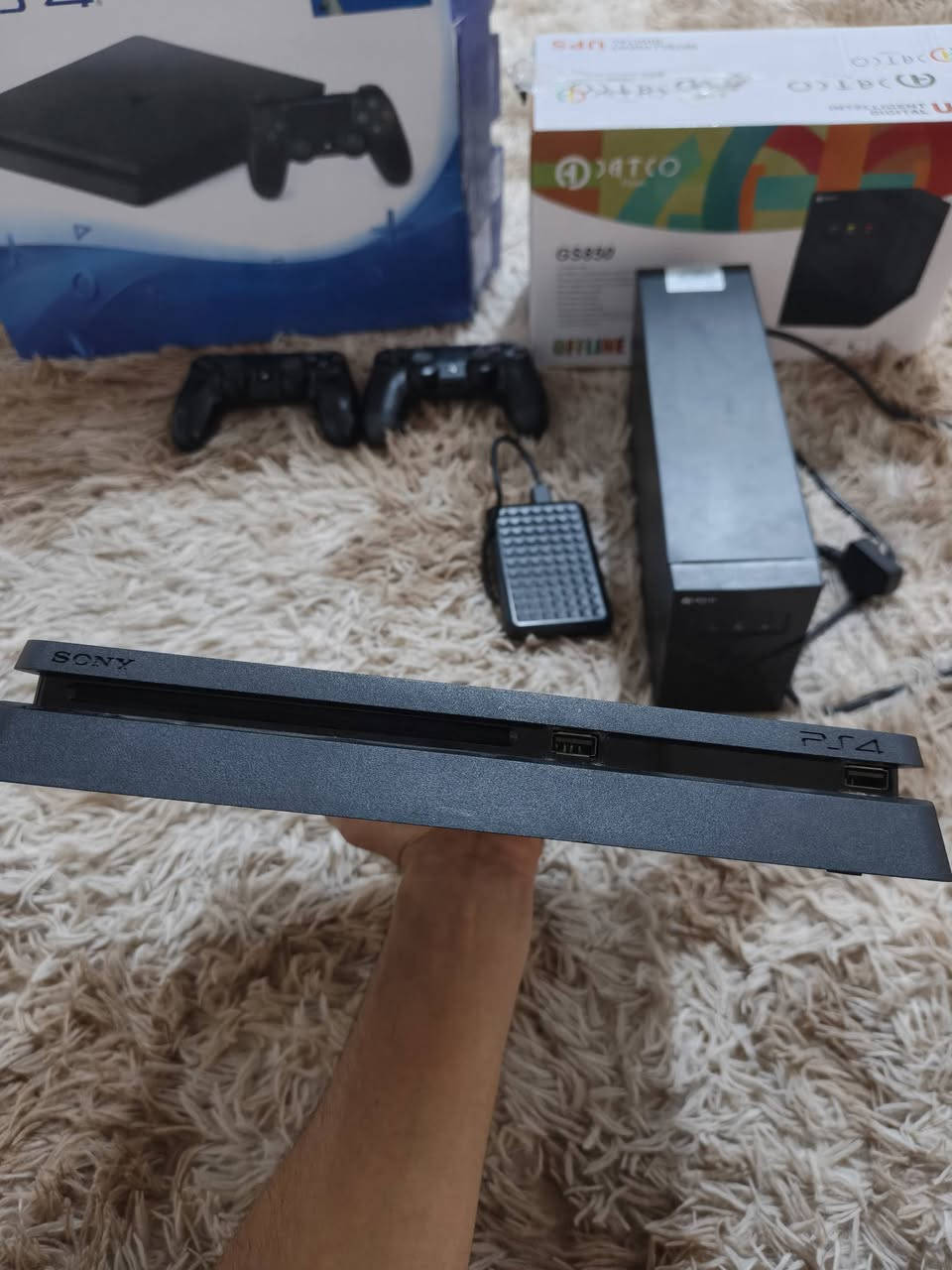 السلام عليكم
PS4 سلم مهكر نضيف كلش لوك ستيكر نضام 11.52 ذاكرة تخزين 500 گيگا مع هارد خارجي 500گيگا مع ubs 850  يحتوي على 17 لعبة مع كامل الملحقات السعر 330 الف


**إذا كنت صاحب هذا الإعلان وتريد حذفه لأي سبب، رجاءا أرسل رسالة إلى الدعم الفني**