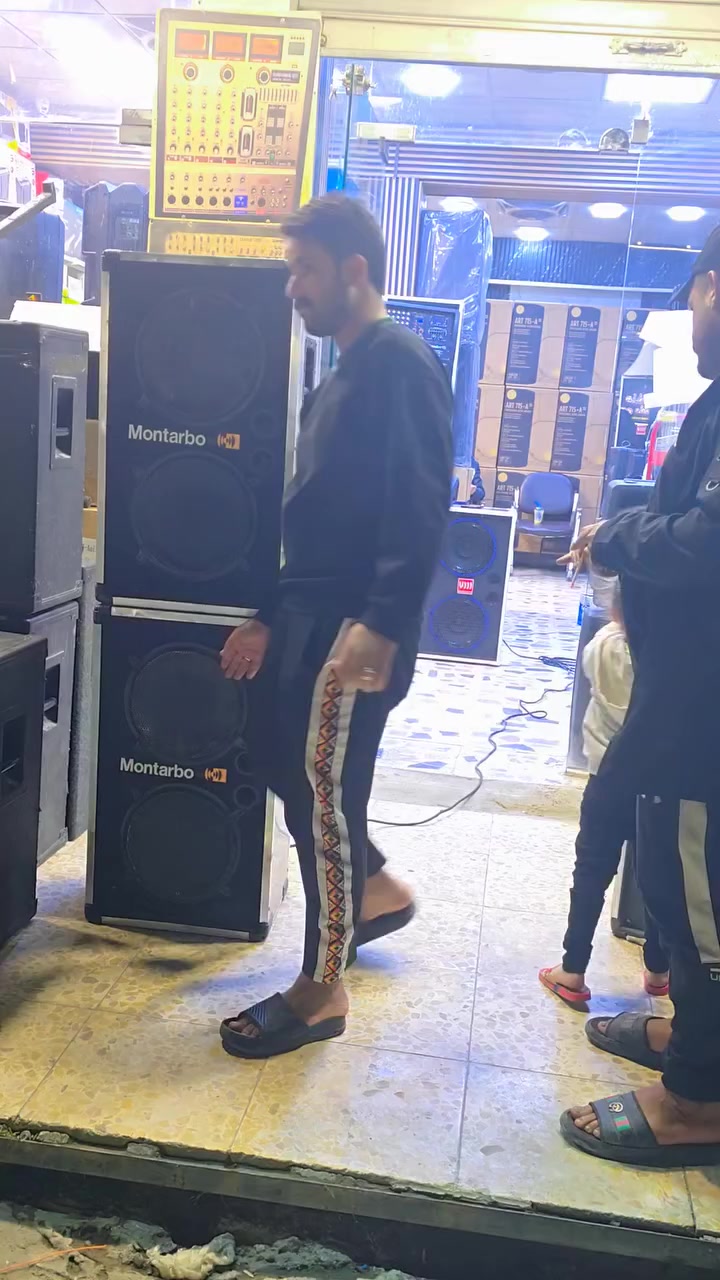 الحمد لله على بركاته و نعمته
((اخلص لمن تخدم فإن المخدوم اخلص لك بدمه))
بعد التوكل على الله    🧿🧿🧿🧿
السعر جملة  و   مفرد ✅️✅️
تم تجهيز الاخوة خدام الإمام الحسين عليه السلام 
 🚛 🚛(( يوجد توصيل كافة المحافظات ))🚚🚚
بغداد مدينة الصدر قطاع 41 شارع الداخل 📍📍📍
  للإستفسار والطلب 📞 ***********
مؤسسة العقيلة ***********
