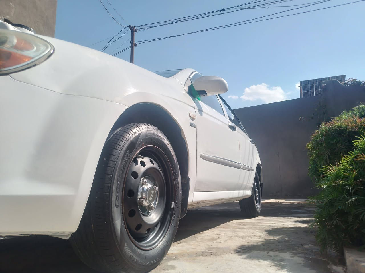 سلام عليكم اخوان
سياره سيراتو  موديل 8 خليجي  اصل بيها جاملق خلف السايق فقط  رقم انبار دولي السياره بسماينة   تخم تاير  تبريد شغال  صدر جديد محرك كير شرط  مكان السياره بابل 
  ***********
