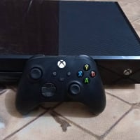 اكس بوكس ون • ٥٠٠ جيجا • جوستيك سيريس اس