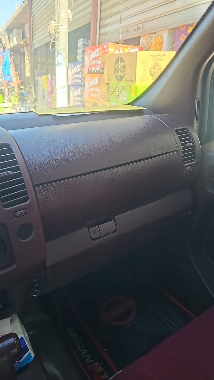 السلام عليكم نيفاره 2015   اوتماتيك
السياره بيها بنيد مبدل وبارد خشم الجاملغ  الباقي كفاله عامه السياره جاهزه من تخم تاير من حداده وره كدام من مكينه وكير المكينه بلاد لا تنقيص ولاتبخير  راعيها ب الحله وشرط التحويل 
***********
