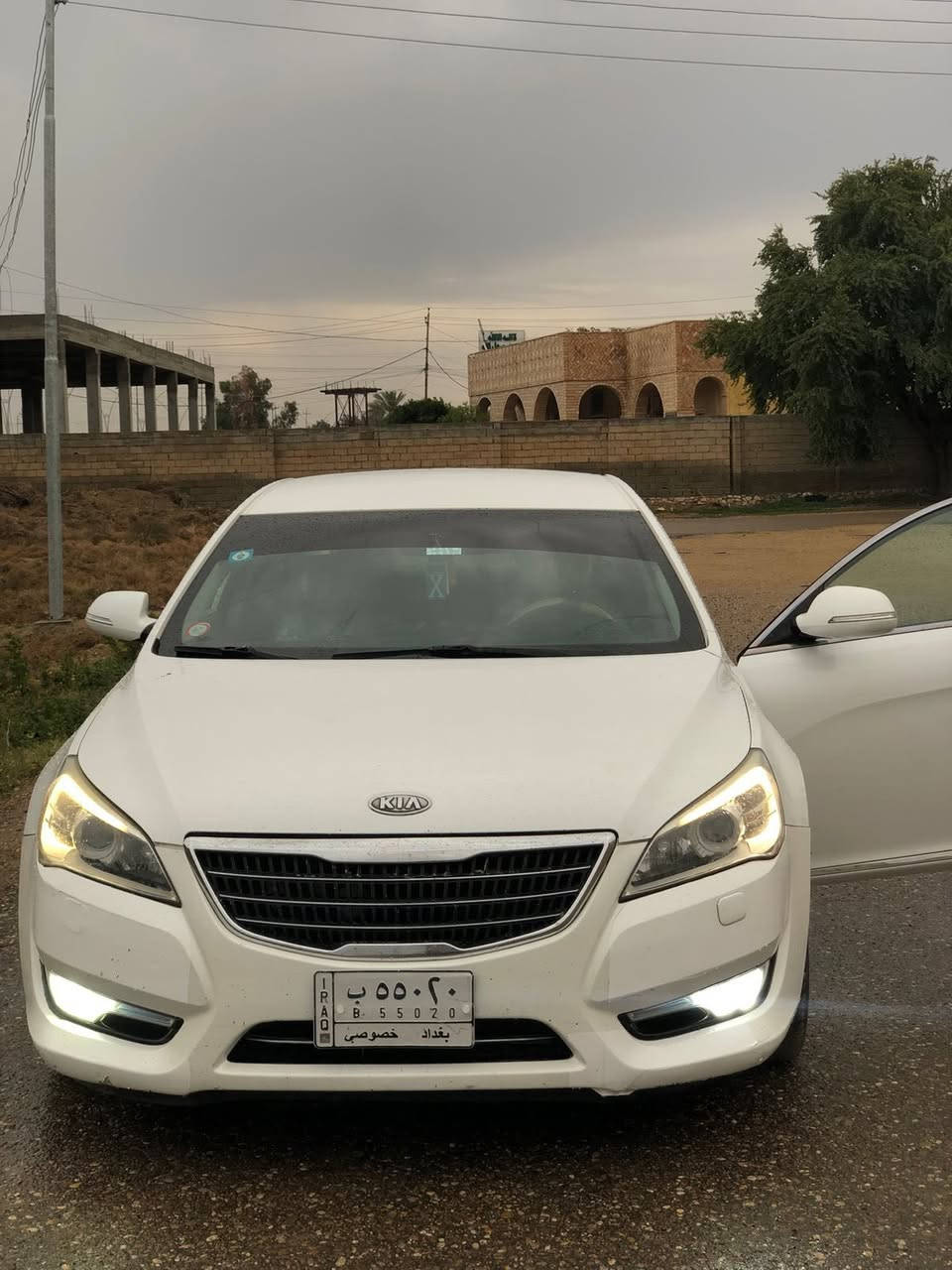 كادنزه 2012 خليجي
فول موصفات عدا البنروما 
سياره رقم بغداد تحويل  ثاني يوم
مكفوله عدا شبر بارد بالجاملغ 
السياره محركها وكيرها مكفولات ماناقصها شي 
السياره عارضها ب125 ورقه وبيها مجال للشراي
مكان السياره الرمادي
رقم صاحب السياره ‭0780 012 8331‬
غير متواجد على الفيس
