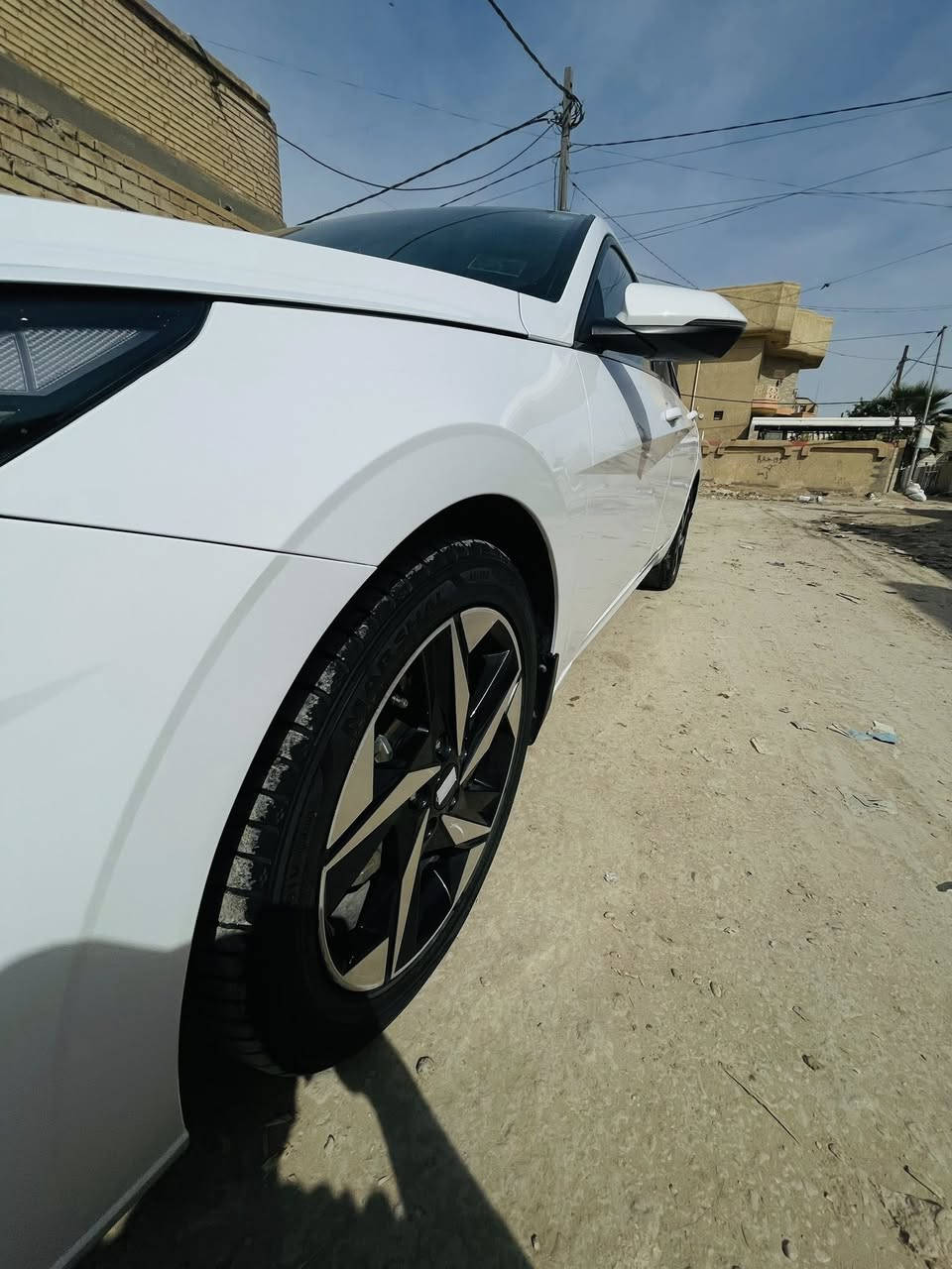 سلام عليكم الانترا 2021 خليجي سياره للبيع وسياره مو حره مطلوبه مصرف بعد سنه وتخلص بيه ضربه باب وجاملغ غيره هذا شي مابيه 
سياره نضيفه سعره 155 وبيه مجال 
ارقام تواصل ***********

‭0772 486 2848‬
