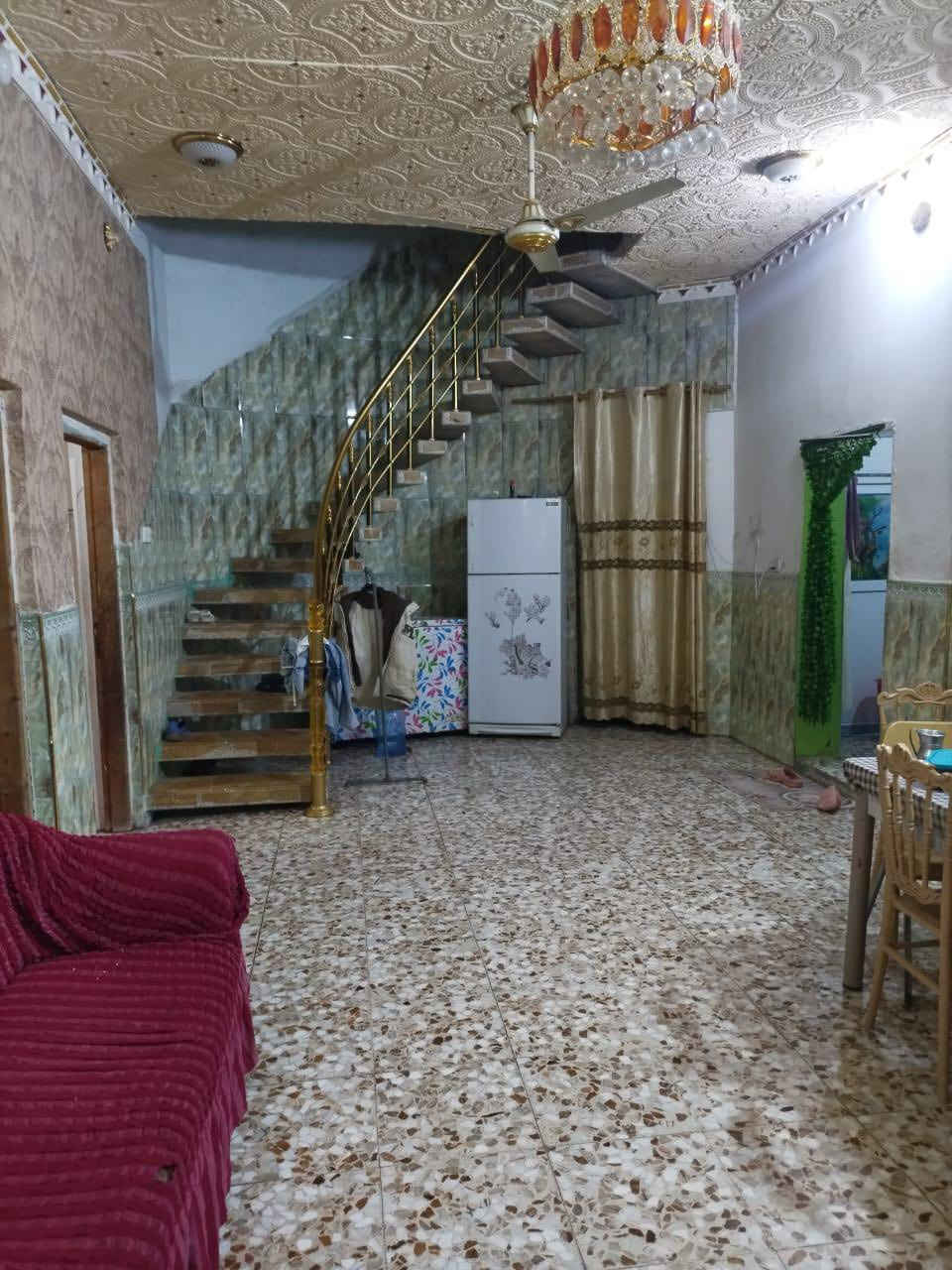 بيت للبيع مساحته ٢٣٧

الاستفسار ***********
